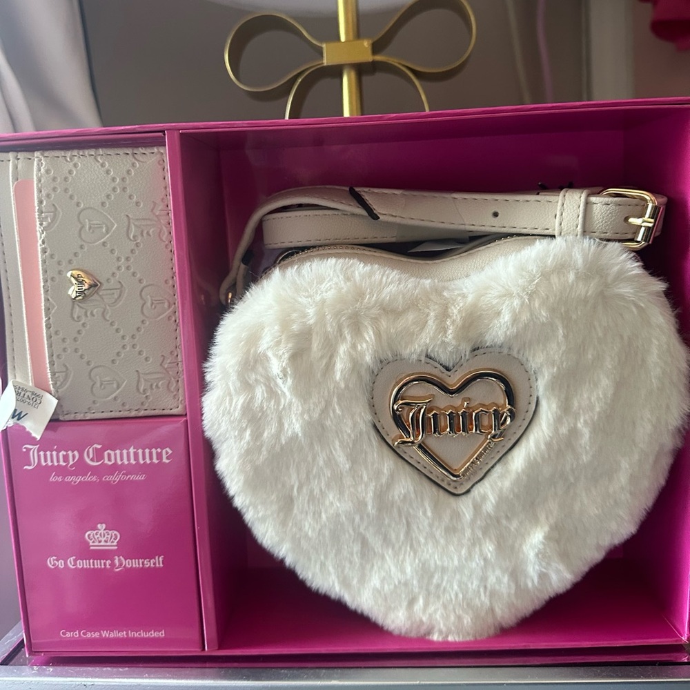 Juicy couture Angel heart ❤️ crossbody